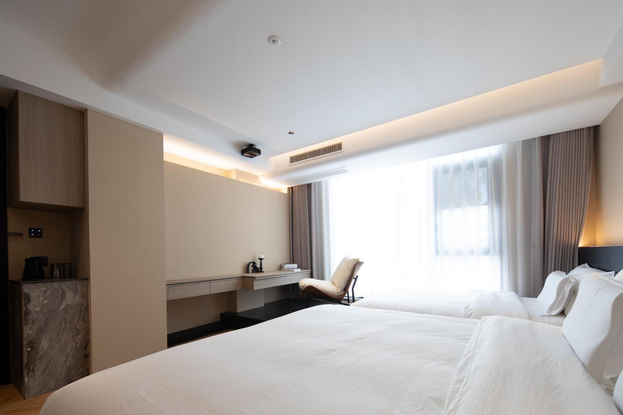 See You Soon At The Ritz Rose Summer Hotel Sanya Exterior photo