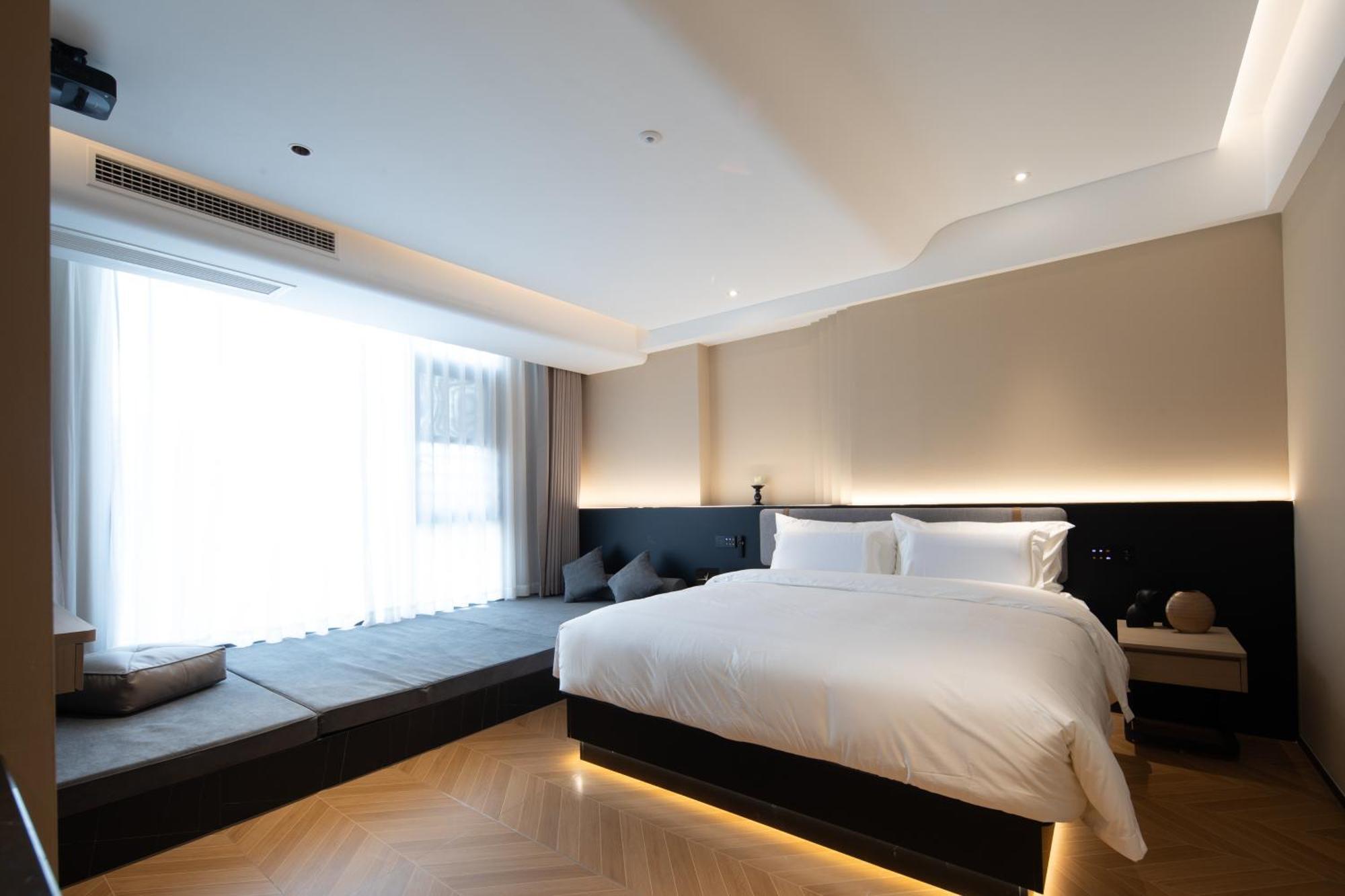 See You Soon At The Ritz Rose Summer Hotel Sanya Exterior photo