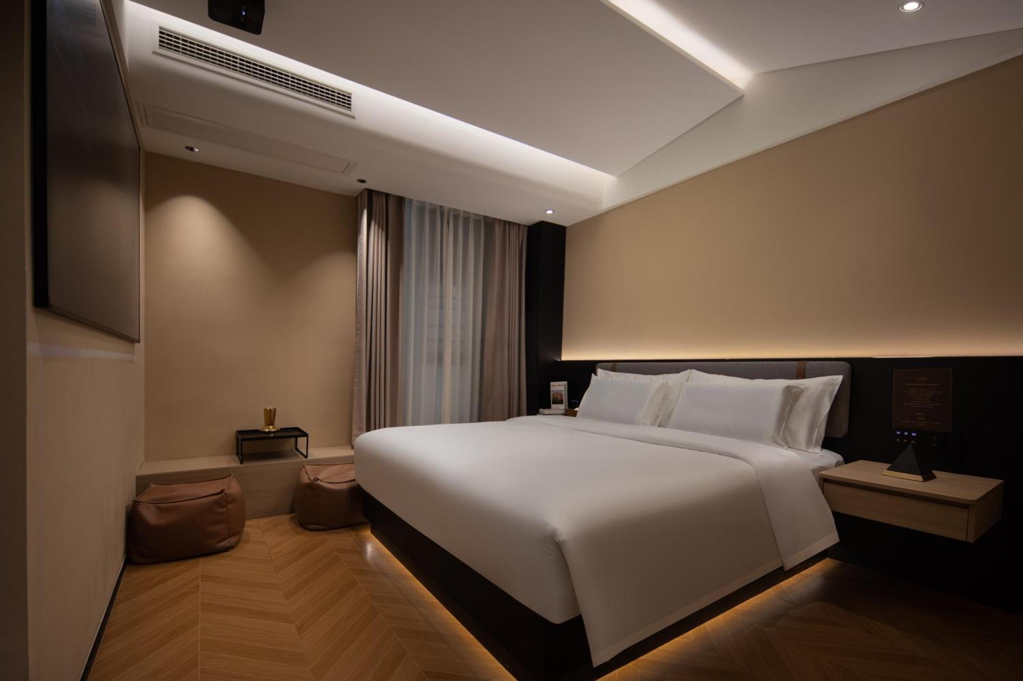 See You Soon At The Ritz Rose Summer Hotel Sanya Exterior photo